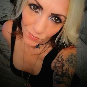 Meet your Posher, Connie